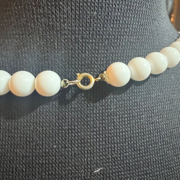 Long White Bead Necklace With Clasp Closure - Picture 3 of 3